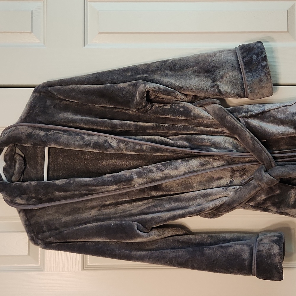 Brookstone Gray Nap Robe Small/Medium - Picture 2 of 8